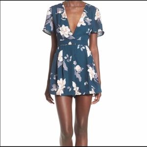 NWT ASTR FLORAL ROMPER